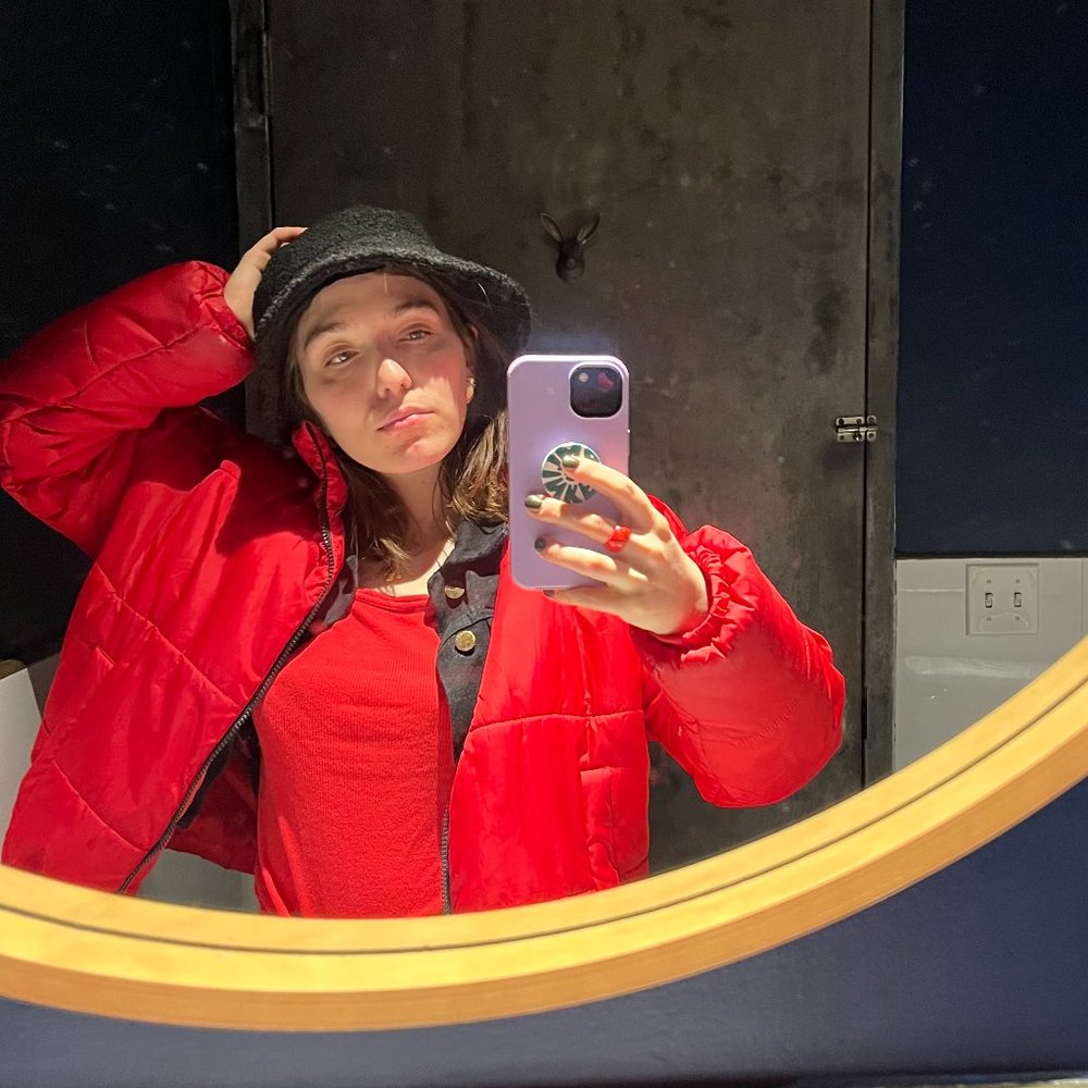 Meet your Posher, Julia